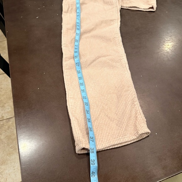 Levi's Women's Straight Leg Jeans in beige - Picture 16 of 16